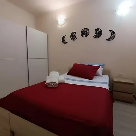 Bilocale Da Nonna Tetta ساساري